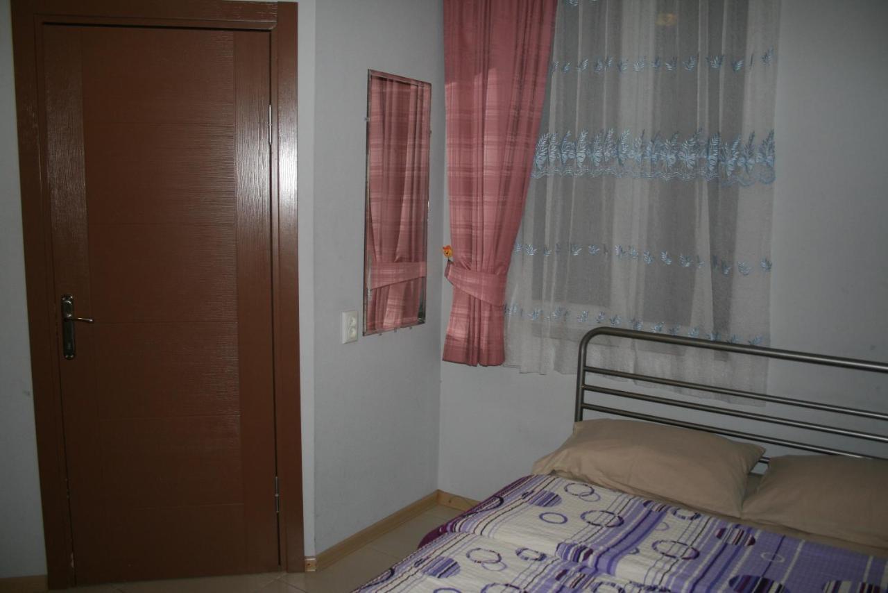 Why Me Eco-Friendly Hostel Τυφλίδα Εξωτερικό φωτογραφία